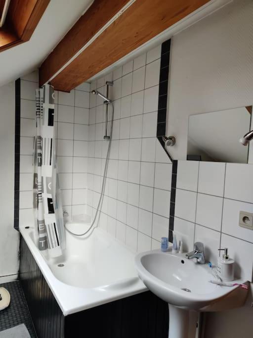 Appartement Cosy A Chimay Ngoại thất bức ảnh